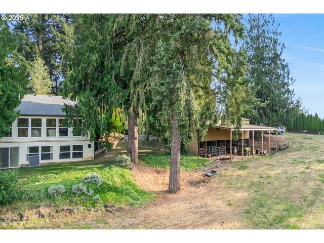 2419 Ne GRANDHAVEN St, Mc Minnville, OR 97128