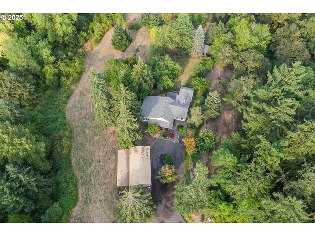 2419 Ne GRANDHAVEN St, Mc Minnville, OR 97128