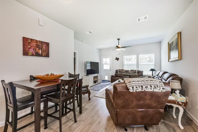 800 Westpointe Drive, Dayton, TX 77535