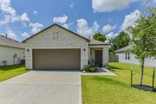 800 Westpointe Drive, Dayton, TX 77535