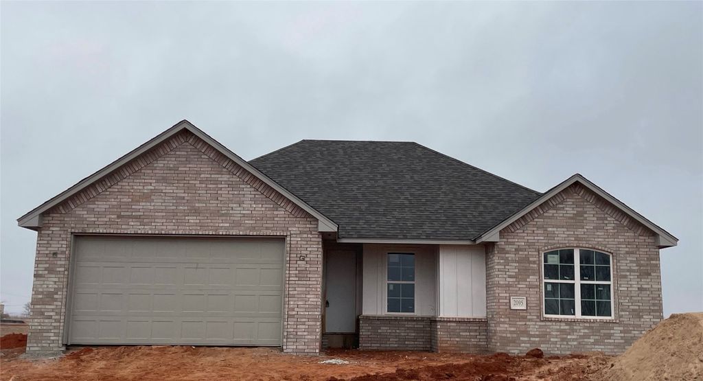 2095 Cash Court, Blanchard, OK 73010