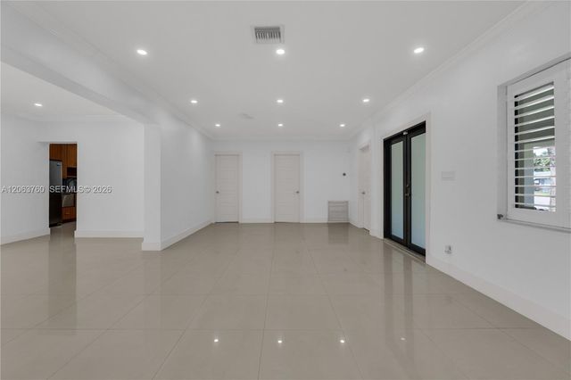 549 NE 12th Avenue, Fort Lauderdale, FL 33301