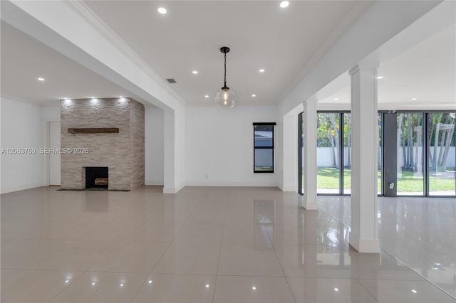 549 NE 12th Avenue, Fort Lauderdale, FL 33301