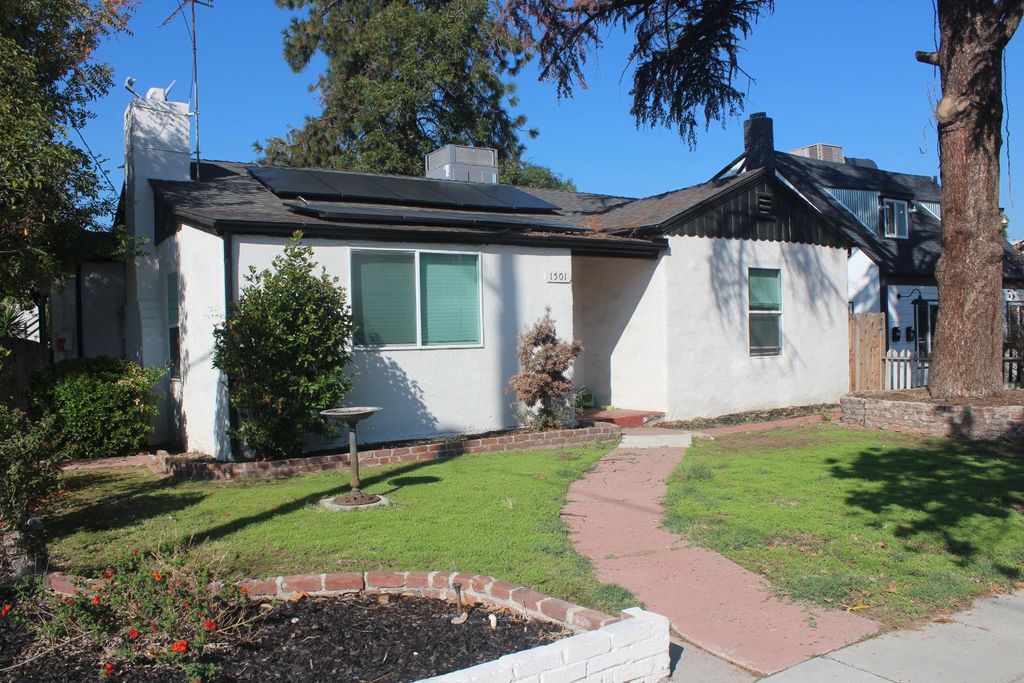 1501 N Carruth Avenue, Fresno, CA 93728