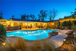 2555 W Avenue M8, Palmdale, CA 93551