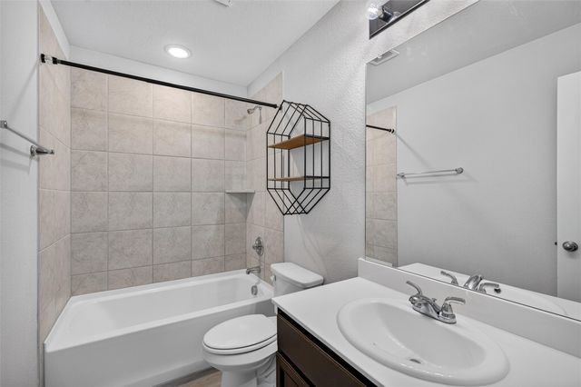 2420 Canongate Drive, Denton, TX 76207