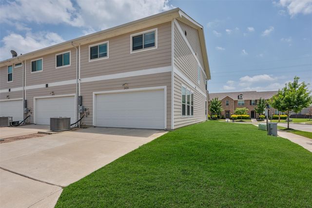 2420 Canongate Drive, Denton, TX 76207