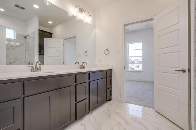 1000 Fan Palm Place, Crowley, TX 76036