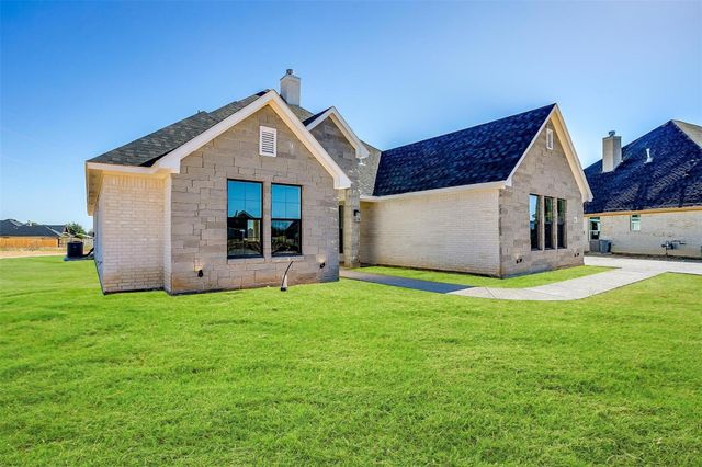 1000 Fan Palm Place, Crowley, TX 76036
