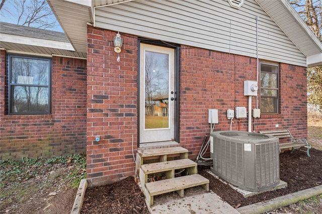 17960 Highway 412, Springdale, AR 72764