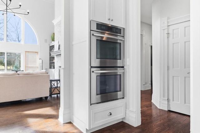 14346 S Caenen Lane, Olathe, KS 66062