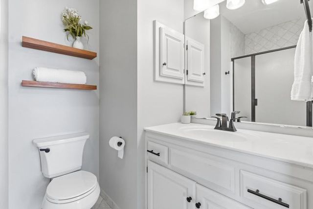 14346 S Caenen Lane, Olathe, KS 66062