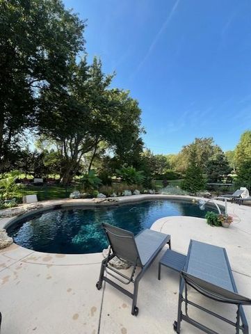 14346 S Caenen Lane, Olathe, KS 66062