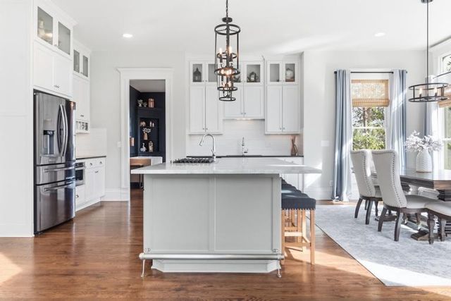 14346 S Caenen Lane, Olathe, KS 66062