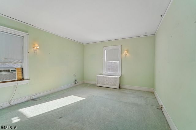 124 Walker Rd, West Orange Twp., NJ 07052