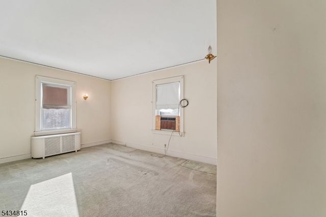 124 Walker Rd, West Orange Twp., NJ 07052