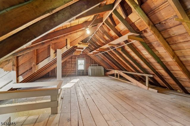 124 Walker Rd, West Orange Twp., NJ 07052