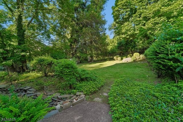 124 Walker Rd, West Orange Twp., NJ 07052