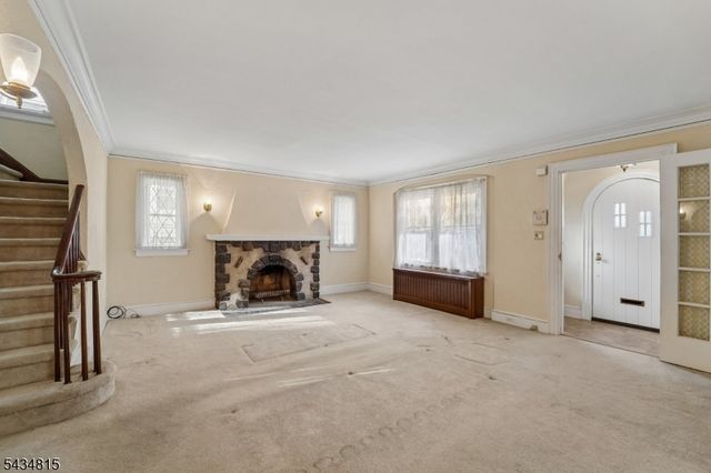 124 Walker Rd, West Orange Twp., NJ 07052
