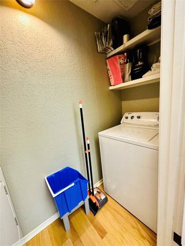 4711 Spicewood Springs RD 2-212, Austin, TX 78759