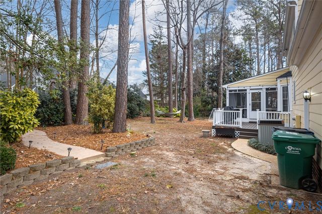 10311 Aynhoe Ct, Mechanicsville, VA 23116