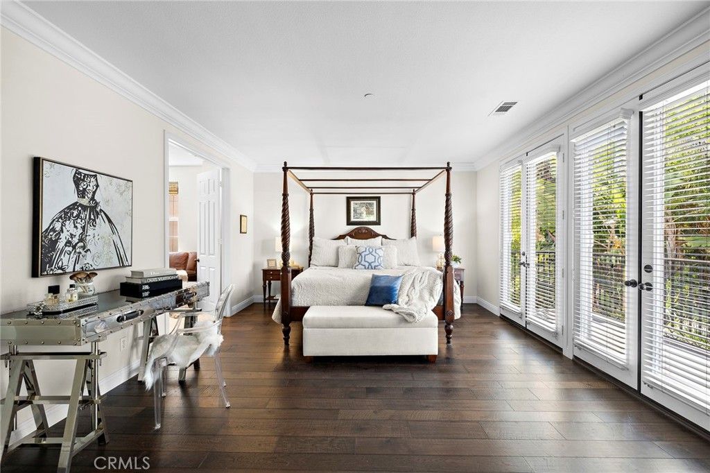 Image 23 of property listing at 110 Plaza Via Sol, San Clemente, CA 92673