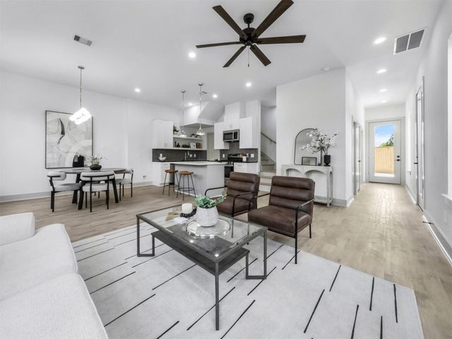 2410 Vaughn Street D, Houston, TX 77093