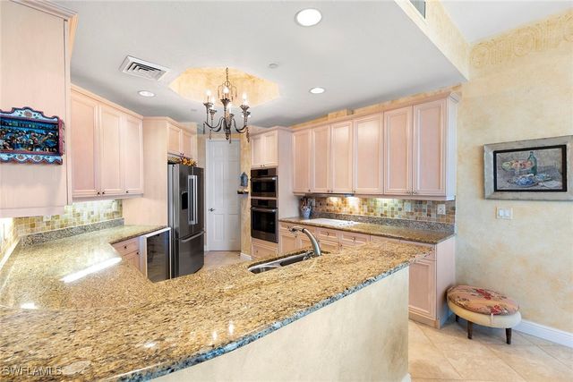 1079 Bald Eagle DR N402, Marco Island, FL 34145