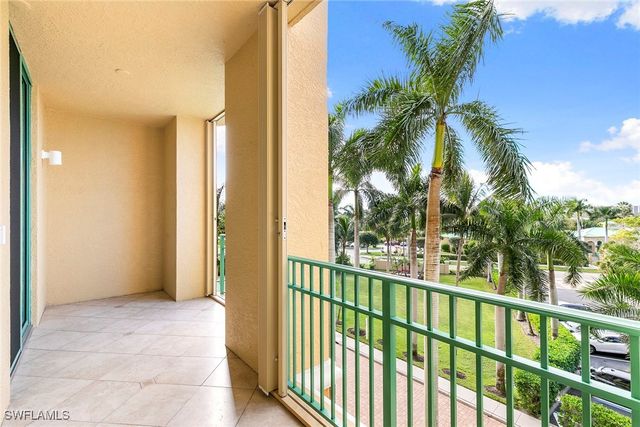 1079 Bald Eagle DR N402, Marco Island, FL 34145