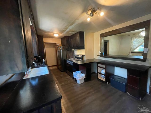 5921 Count Rd, Pensacola, FL 32503