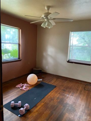 5921 Count Rd, Pensacola, FL 32503