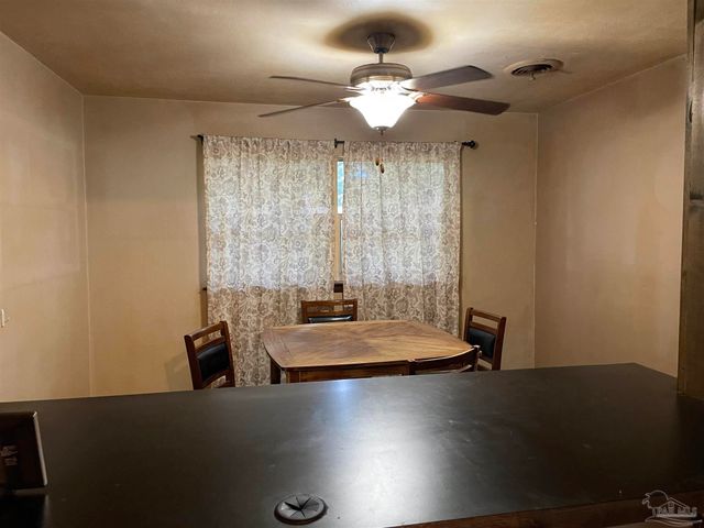 5921 Count Rd, Pensacola, FL 32503