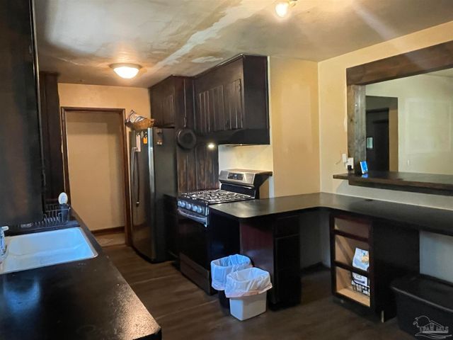 5921 Count Rd, Pensacola, FL 32503