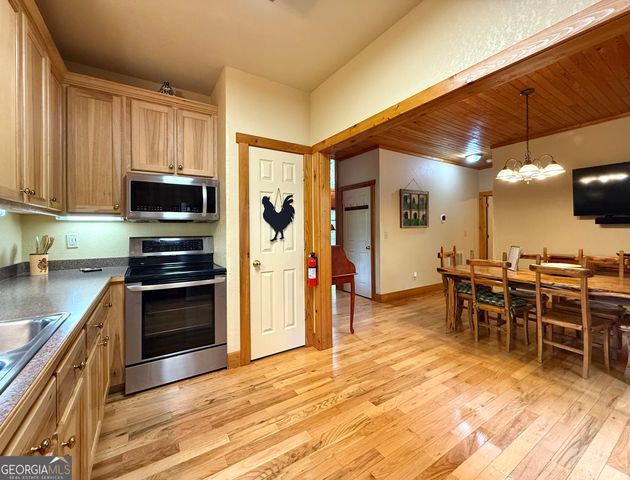 922 Amys Ford Trail, Cleveland, GA 30528