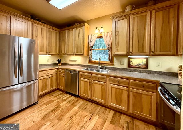 922 Amys Ford Trail, Cleveland, GA 30528