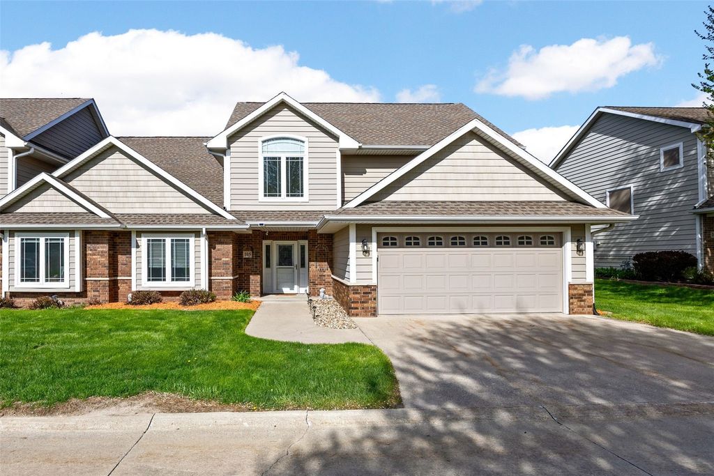 105 Wild Rose Ln, Solon, IA 52333