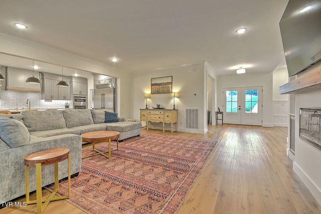1116 Mountain Vista Pvt Drive, Bristol, TN 37620