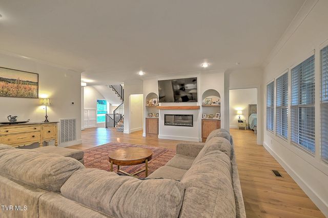1116 Mountain Vista Pvt Drive, Bristol, TN 37620