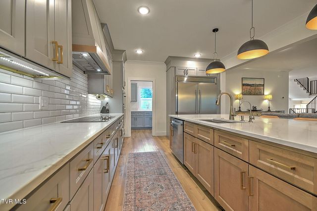 1116 Mountain Vista Pvt Drive, Bristol, TN 37620