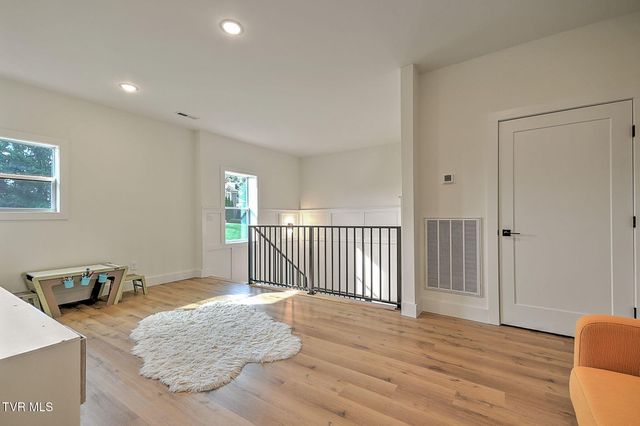 1116 Mountain Vista Pvt Drive, Bristol, TN 37620