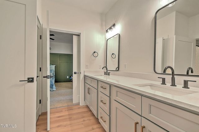 1116 Mountain Vista Pvt Drive, Bristol, TN 37620