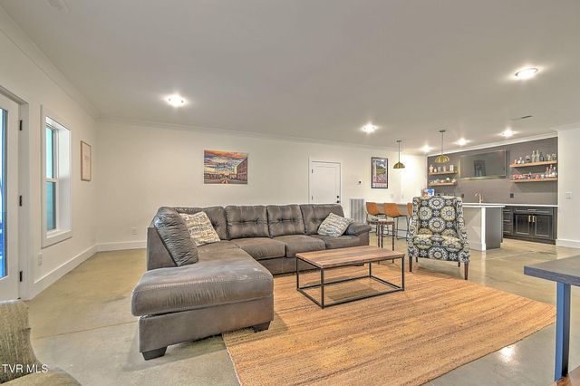 1116 Mountain Vista Pvt Drive, Bristol, TN 37620