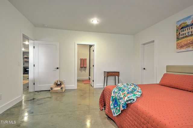 1116 Mountain Vista Pvt Drive, Bristol, TN 37620