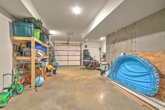 1116 Mountain Vista Pvt Drive, Bristol, TN 37620