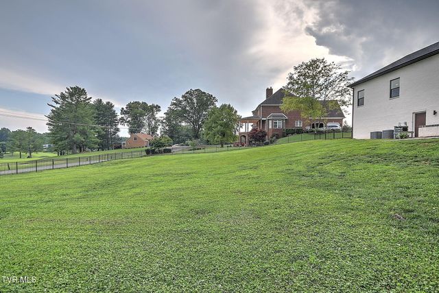 1116 Mountain Vista Pvt Drive, Bristol, TN 37620