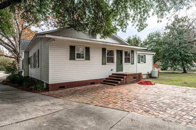 505 N Madison Street, Whiteville, NC 28472