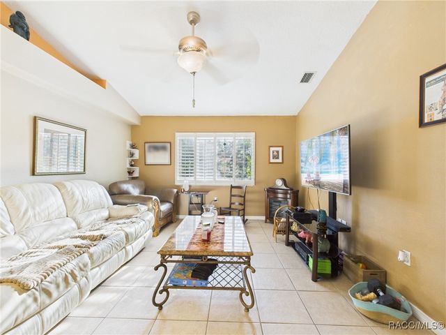 5525 N Watergap Point, Crystal River, FL 34428