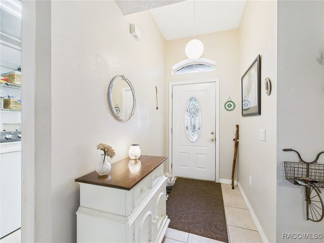 5525 N Watergap Point, Crystal River, FL 34428