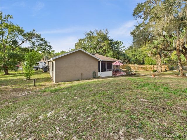 5525 N Watergap Point, Crystal River, FL 34428