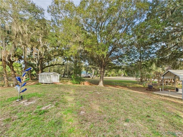 5525 N Watergap Point, Crystal River, FL 34428
